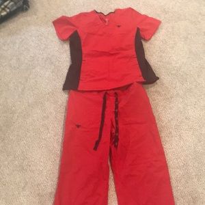 Meg couture e-z flex scrubs size medium